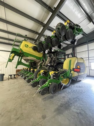 2022 John Deere DR16X Equipment Image0
