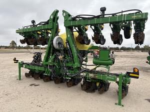 2022 John Deere DR16X Image