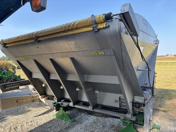 Image of John Deere DS30 equipment image 4