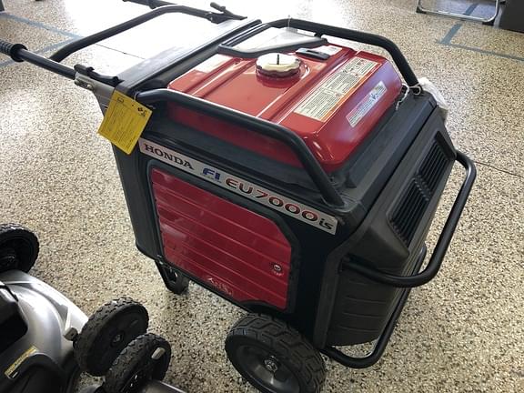 Image of Honda EU7000is equipment image 3