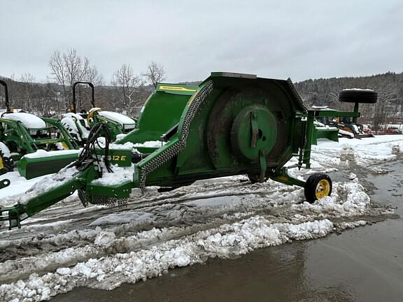 Image of John Deere FC12E equipment image 4