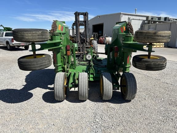 Image of John Deere FC15R equipment image 3