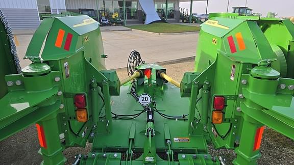 Image of John Deere FC15R equipment image 4