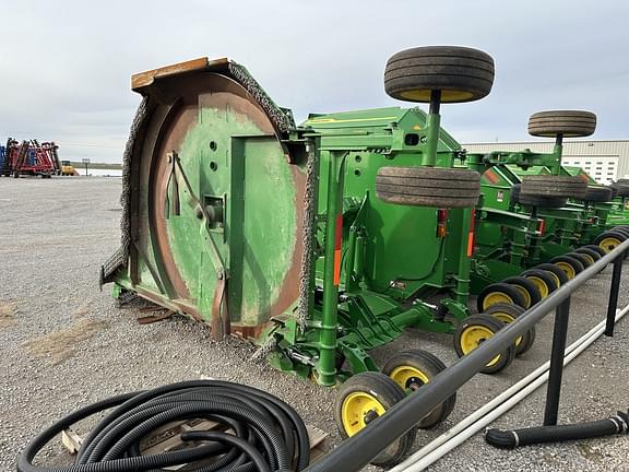 Image of John Deere FC20M equipment image 2