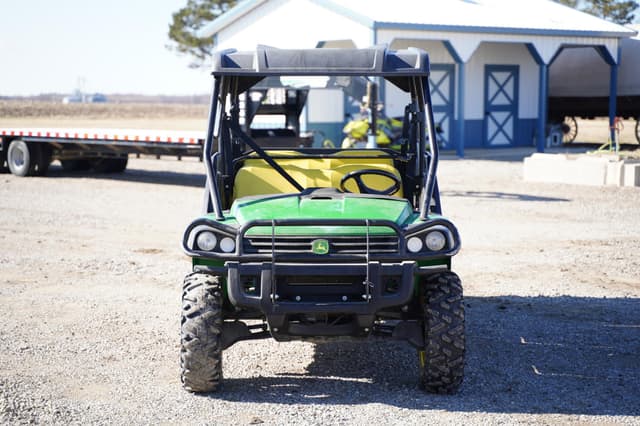 Image of John Deere XUV 825M S4 equipment image 1