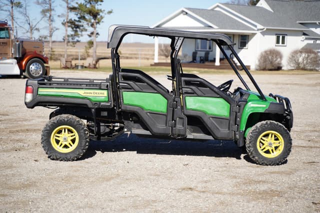 Image of John Deere XUV 825M S4 equipment image 3