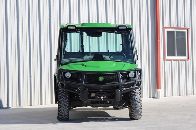 Image of John Deere XUV 835R equipment image 3