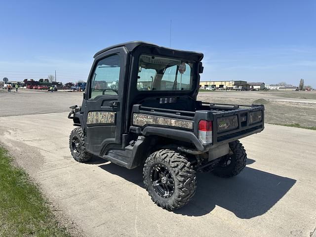 Image of John Deere XUV 835R equipment image 2