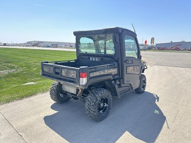 Image of John Deere XUV 835R equipment image 4