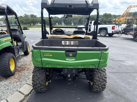 Image of John Deere XUV 560E equipment image 3