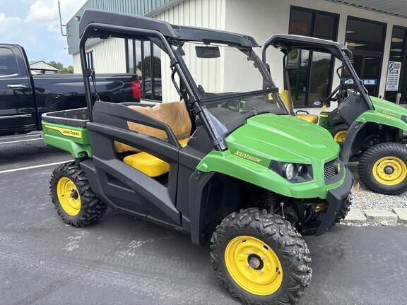 Image of John Deere XUV 560E equipment image 1