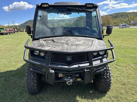 Image of John Deere XUV 835M equipment image 4