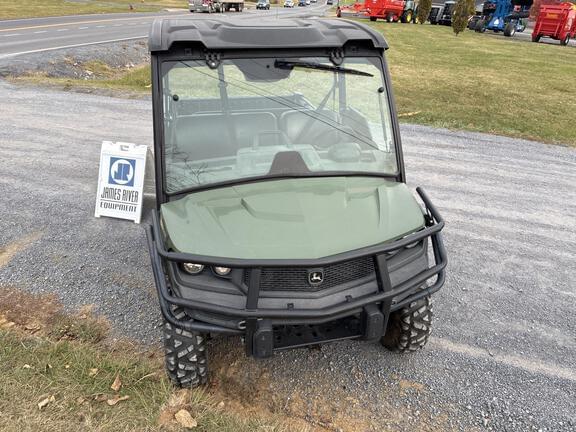 Image of John Deere XUV 835M equipment image 3