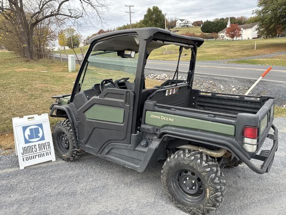 Image of John Deere XUV 835M equipment image 1