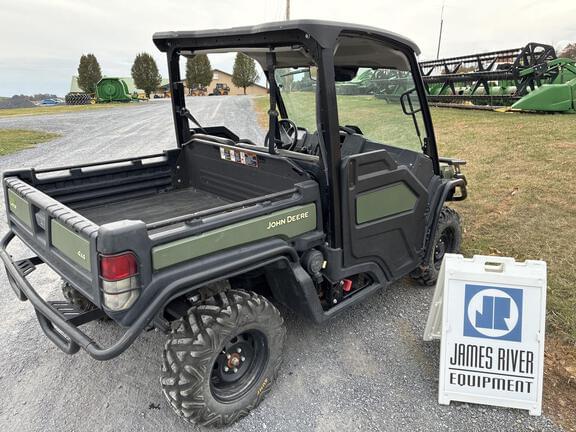 Image of John Deere XUV 835M equipment image 2
