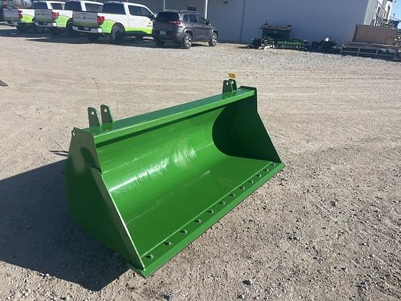 Image of John Deere Bucket Primary image