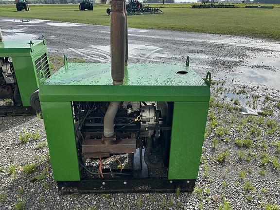 Image of John Deere GM 5.7L equipment image 3