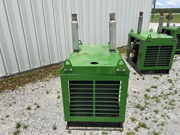 Image of John Deere GM 5.7L equipment image 2
