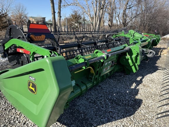 2022 John Deere HD35F Equipment Image0