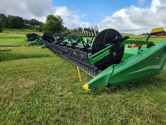 Image of John Deere HD35F equipment image 1