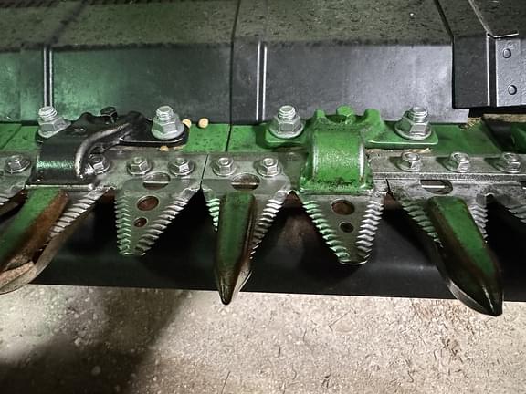 Image of John Deere HD35F equipment image 4