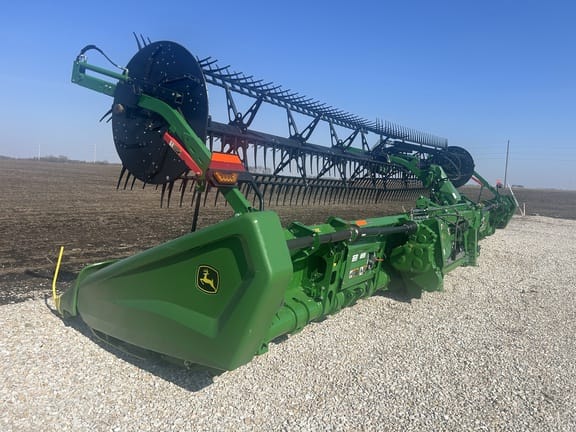 2022 John Deere HD35F Equipment Image0