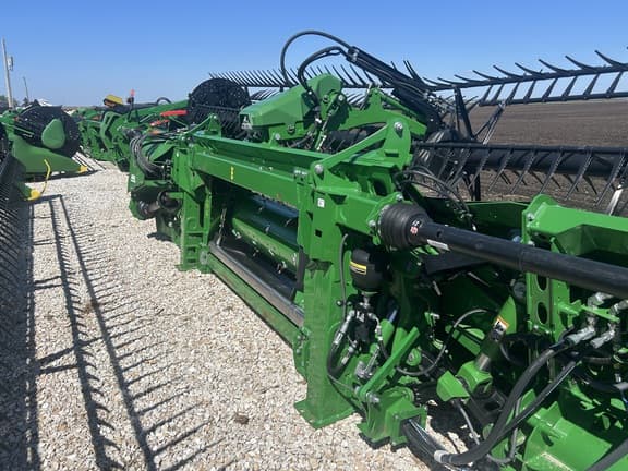 Image of John Deere HD35F equipment image 4