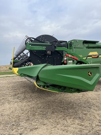 2022 John Deere HD35F Equipment Image0