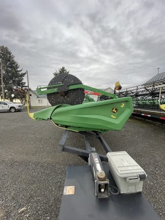 2022 John Deere HD35R Equipment Image0