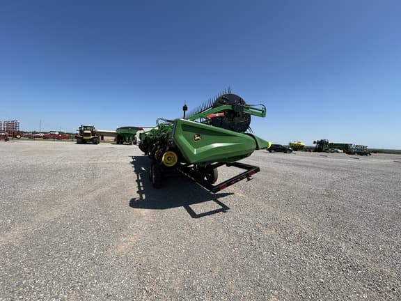 Image of John Deere HD35R equipment image 4