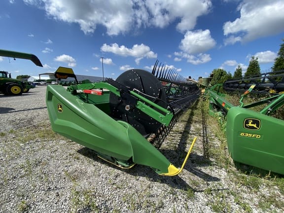 2022 John Deere HD40F Equipment Image0