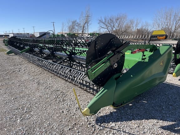 2023 John Deere HD40F Equipment Image0