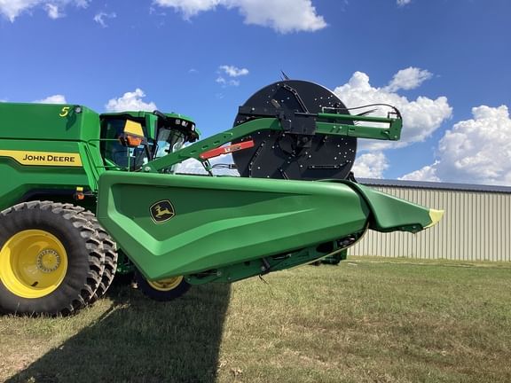 2022 John Deere HD40F Equipment Image0