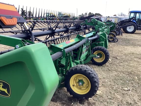 Image of John Deere HD40F equipment image 4