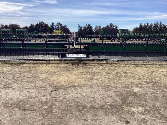 Image of John Deere HD40F equipment image 1