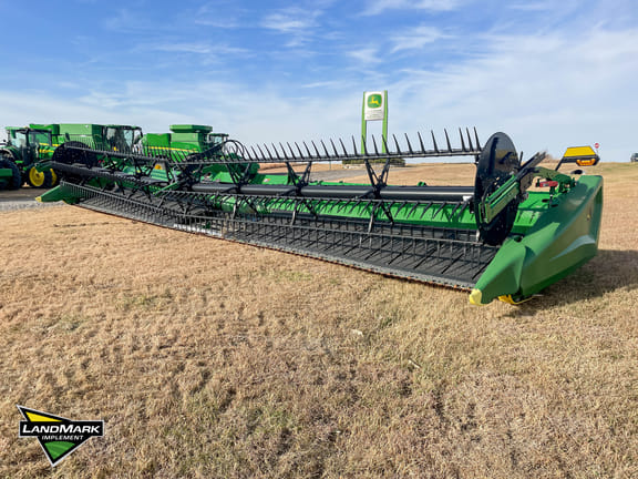 2022 John Deere HD40F Equipment Image0