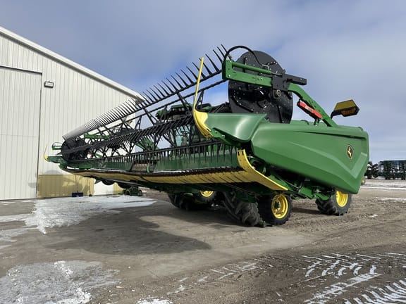 2022 John Deere HD40F Equipment Image0