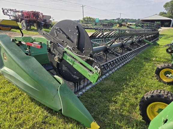 2022 John Deere HD40F Equipment Image0