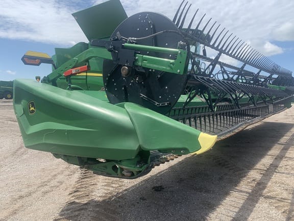 2022 John Deere HD40F Equipment Image0