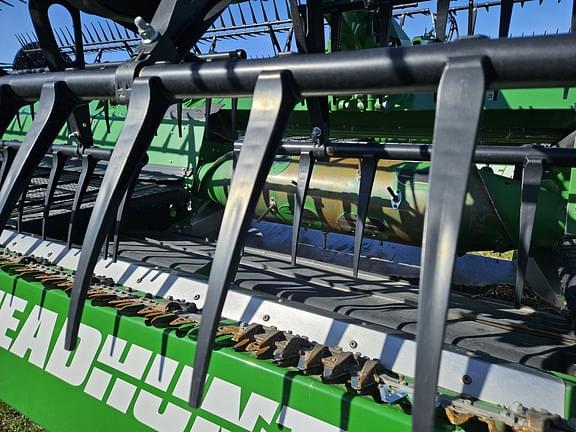 Image of John Deere HD45F equipment image 4