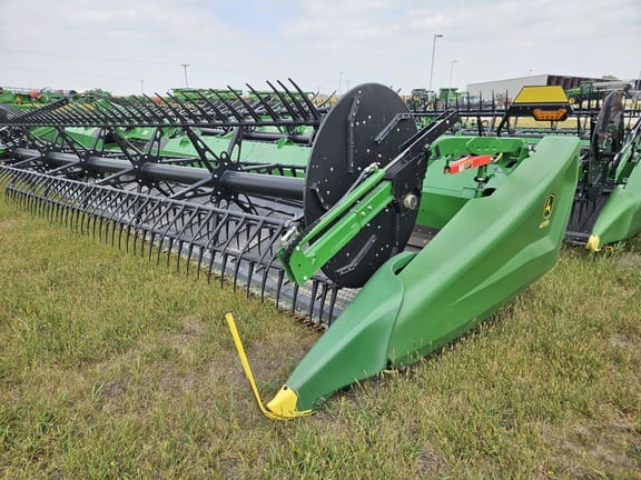 2022 John Deere HD45F Equipment Image0