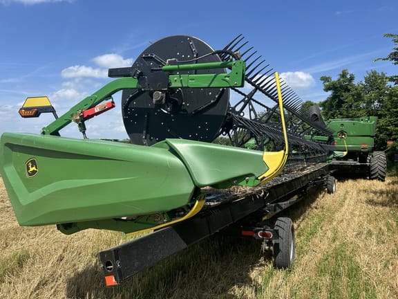 2022 John Deere HD45R Equipment Image0
