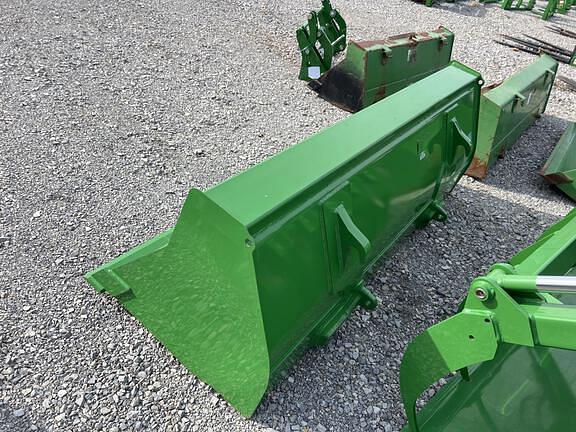 Image of John Deere Bucket Primary Image