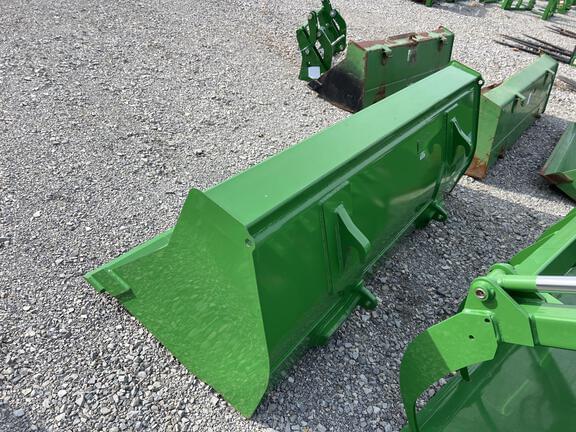 Image of John Deere Bucket Image 0