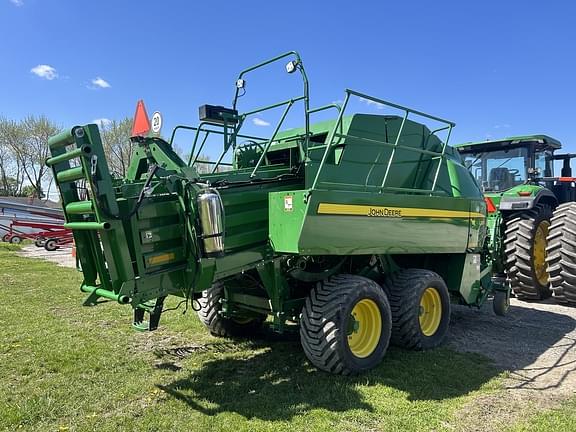 Image of John Deere L331 equipment image 4