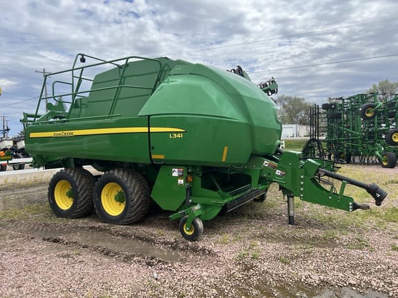 Main image John Deere L341