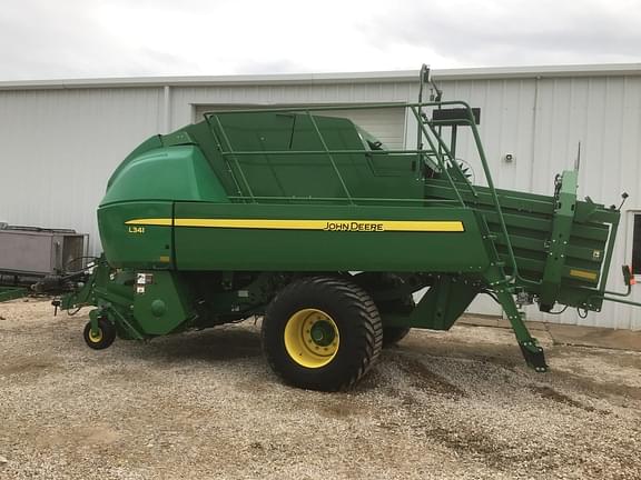 Image of John Deere L341 equipment image 1