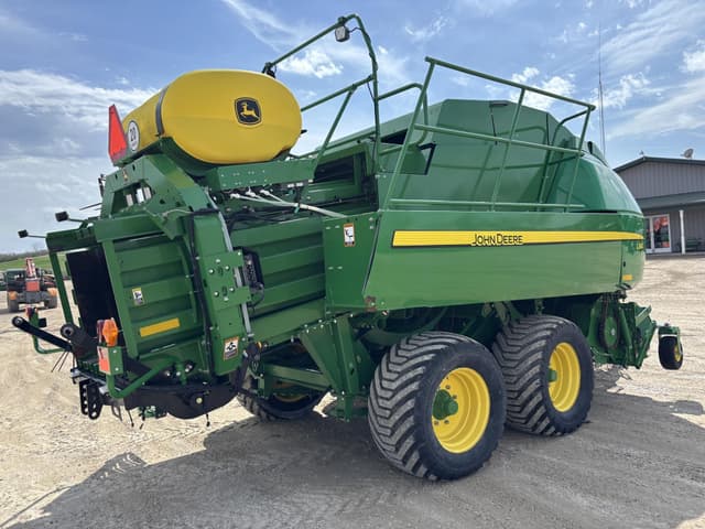 Image of John Deere L341 equipment image 4