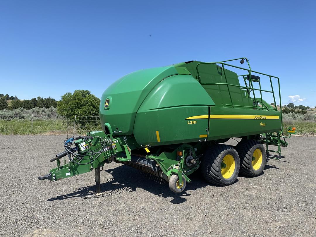 Image of John Deere L341 Primary image