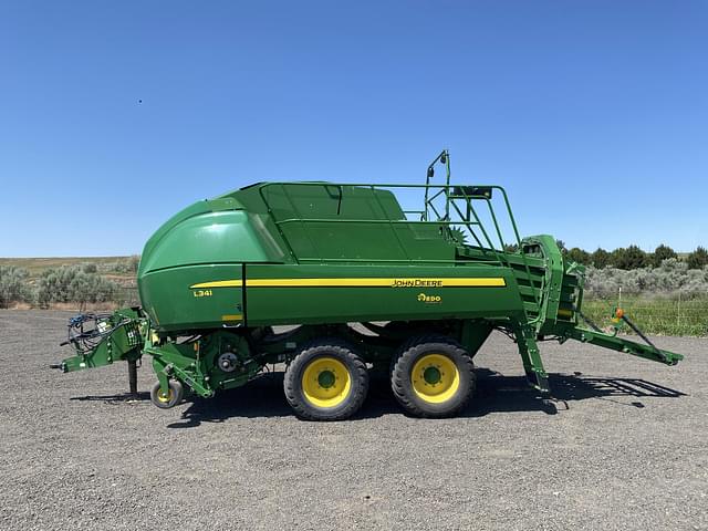 Image of John Deere L341 equipment image 1